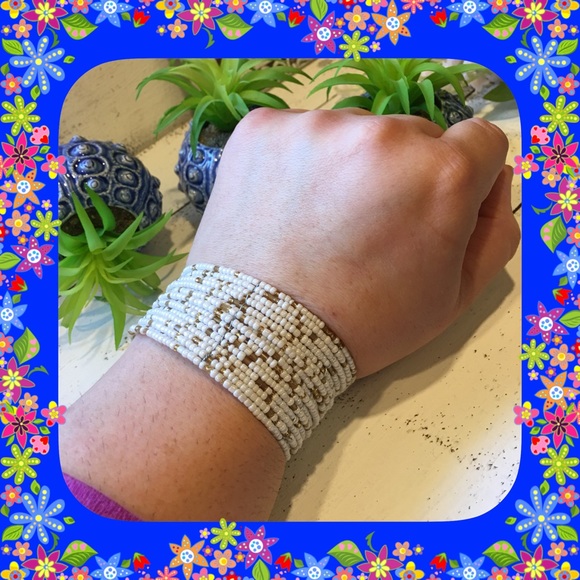 Beaded Bracelet - Picture 5 of 8